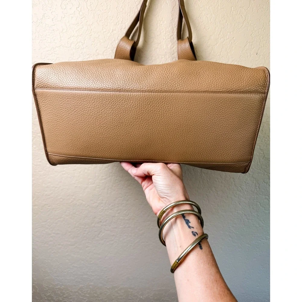 Cuyana Oversized Double Loop Leather Tote Cappuccino Pebbled Shoulder Work Bag